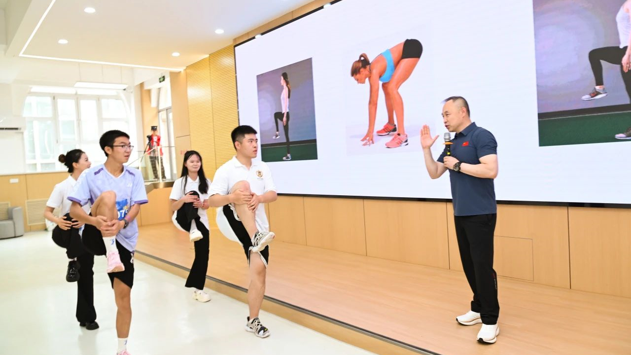 聚焦科学运动与营养,共话健康新理念——首届沈阳·光明小镇健康管理与运动营养学术论坛成功举办