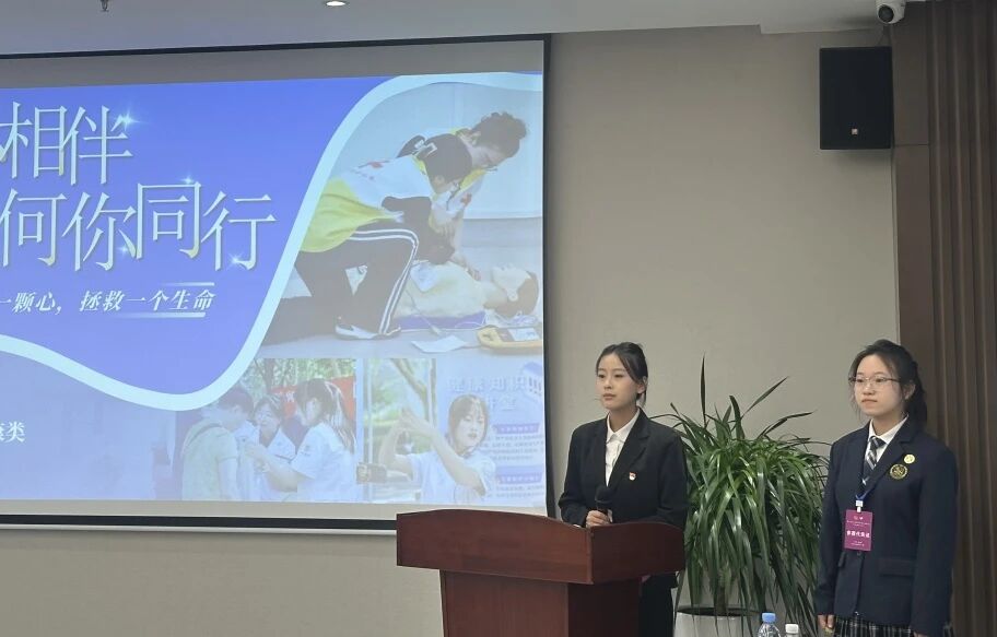 国际志愿者日丨传承“志愿服务基因”，何氏青年为健康中国注入青春动能！