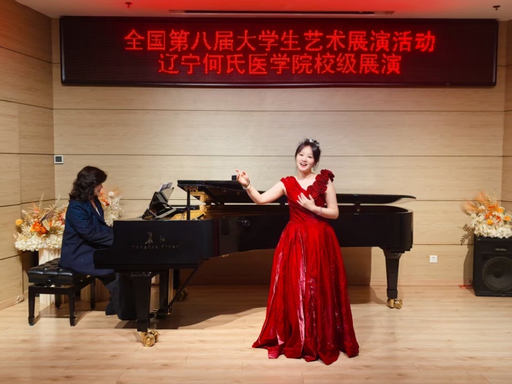 独唱展演 (2).jpg
